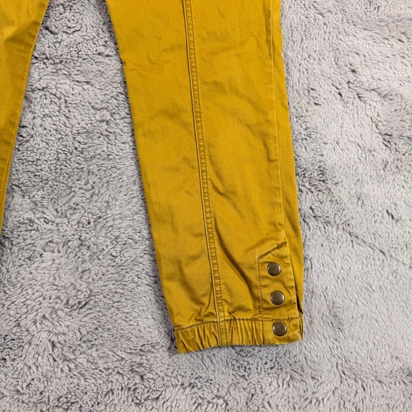 Cabi Cropped Jogger Pants Size 8 Gold Button Detail Casual Cute (See Pics) - Picture 10 of 10
